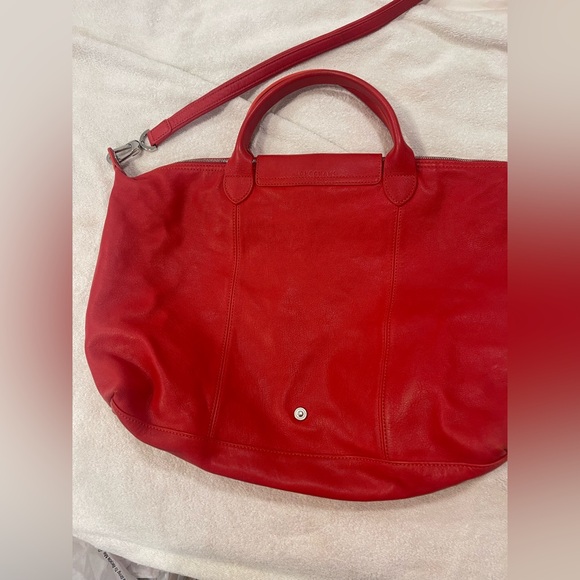 Longchamp Classic leather tote Carryall bright red! Beautiful bag! - Picture 3 of 11